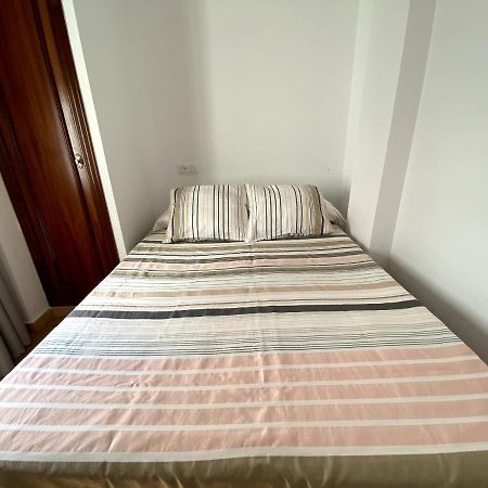 לבריחה Apartamento Hostal Mellizo מראה חיצוני תמונה
