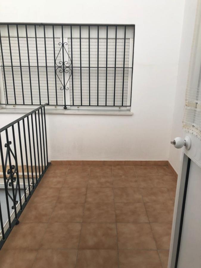 לבריחה Apartamento Hostal Mellizo מראה חיצוני תמונה